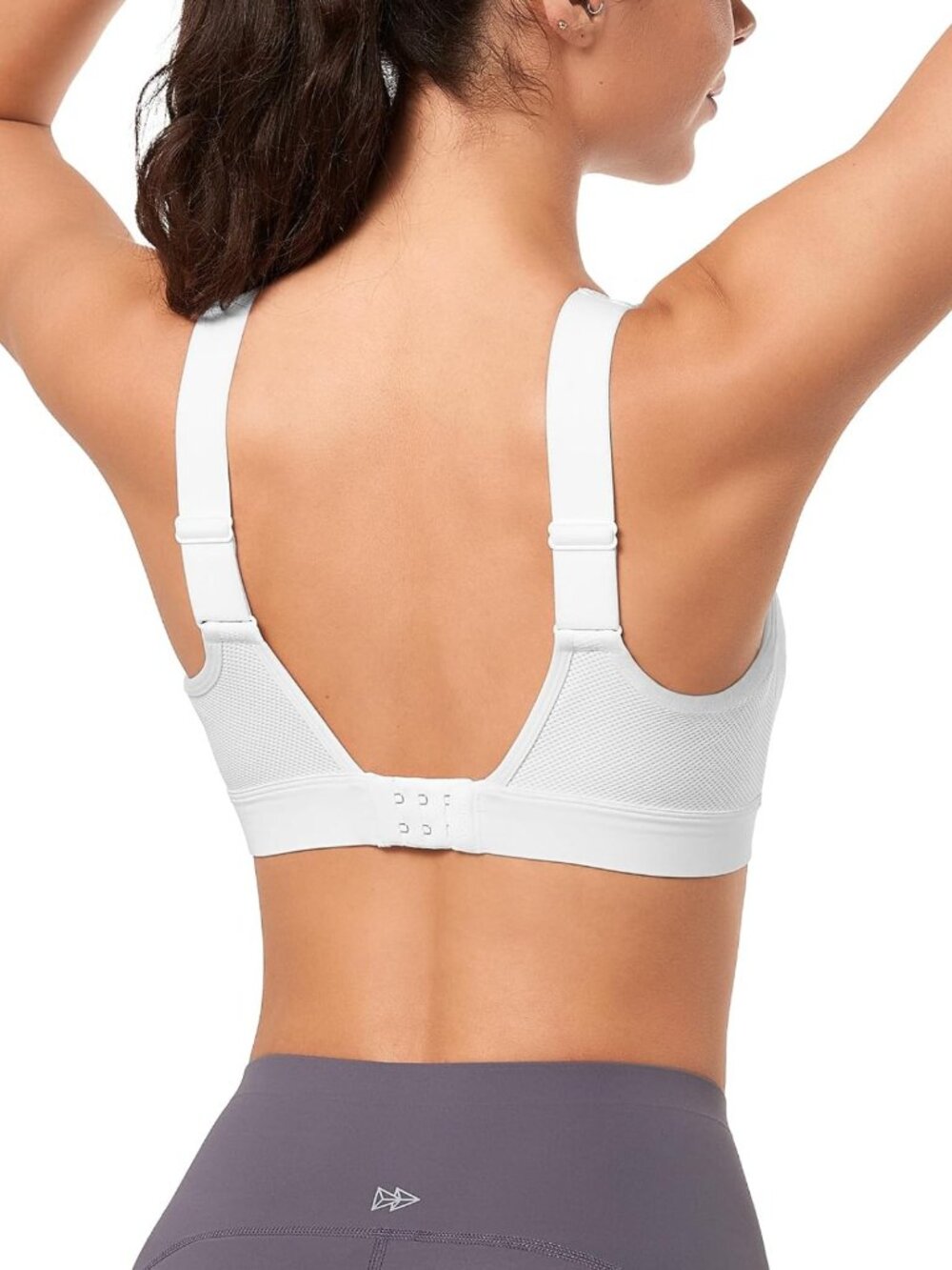 High Support Adjustable Sports Bra with Sewn-in Pads for Active Comfort